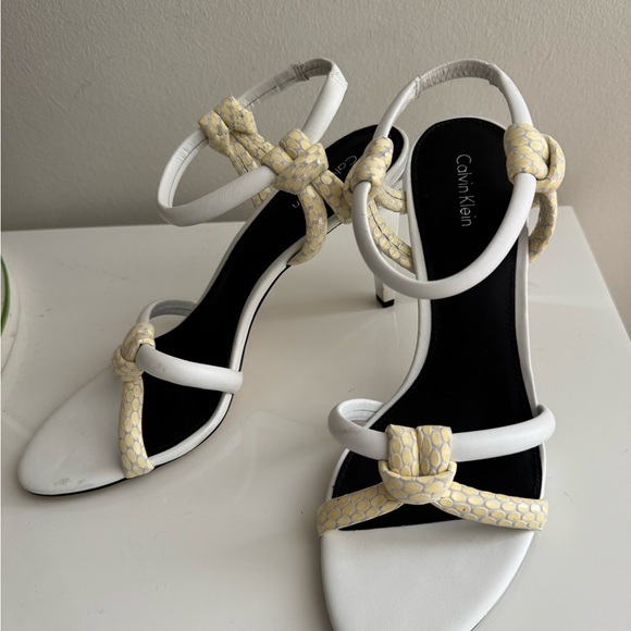 Calvin Klein White and Yellow Heels with Bow Detail - Picture 1 of 10